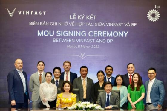 VinFast và BP hợp tác về các giải pháp năng lượng và di chuyển điện hóa toàn cầu