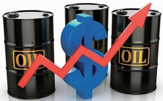 Giá xăng dầu hôm nay 30/3: Tiến sát 80 USD/thùng